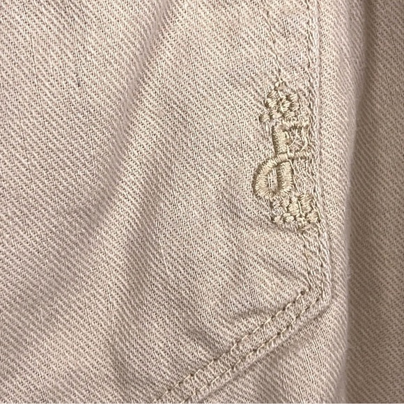 Size 10 Daisy Fuentes Beige Khaki Linen Blend Shorts Cuffed Lightweight Neutral - Picture 5 of 12